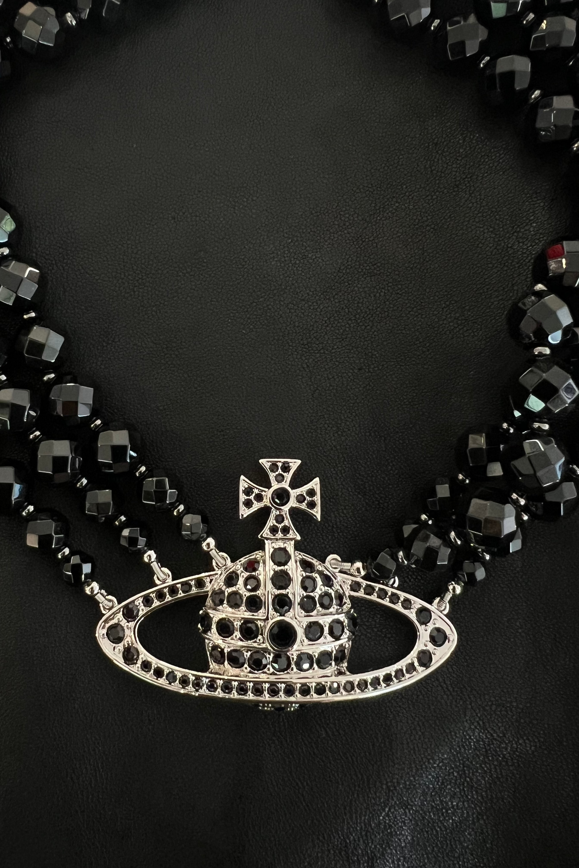VIVIENNE WESTWOOD MESSALINE 3 ROW CHOKER BLACK AGATE LARGE ORB