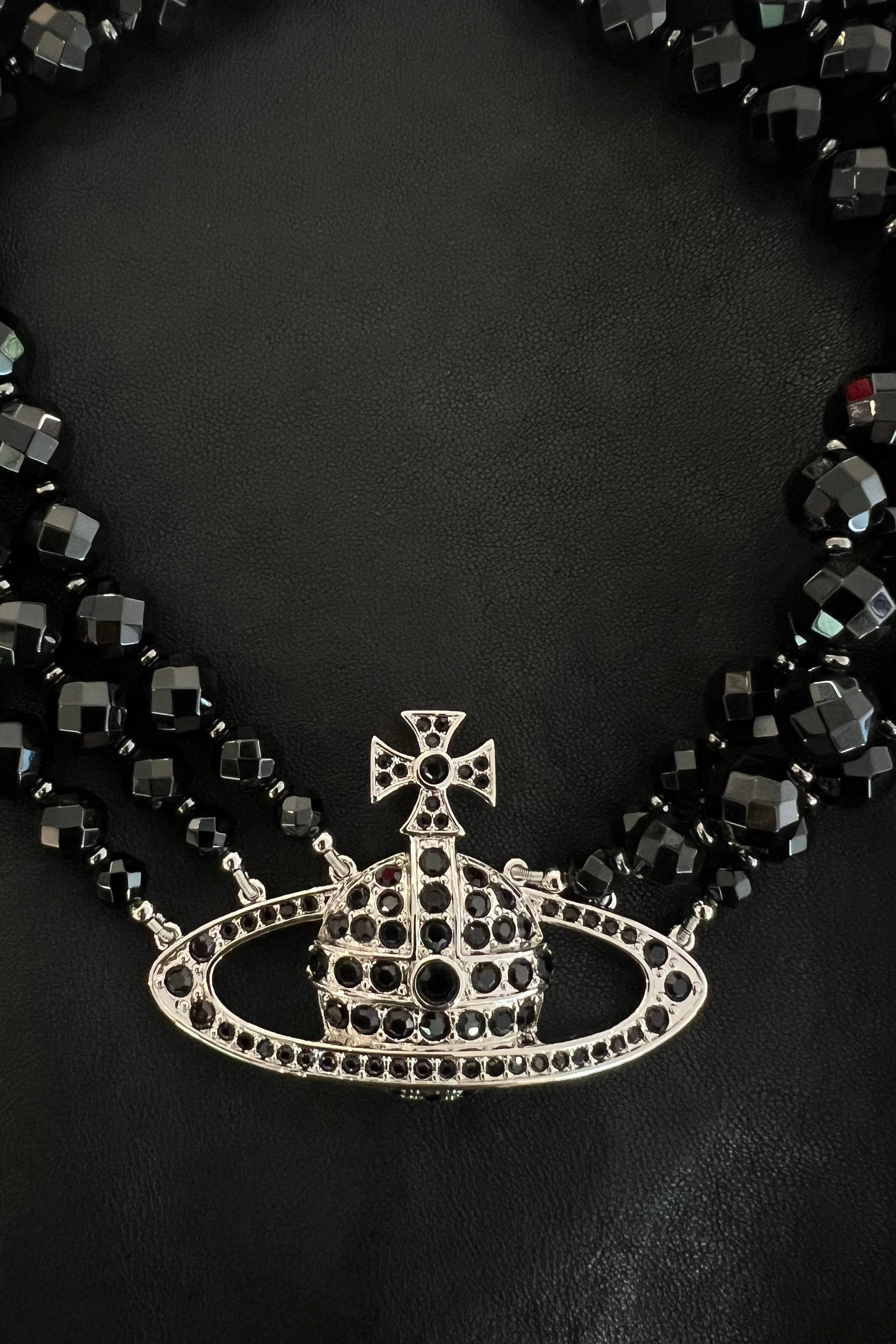 VIVIENNE WESTWOOD MESSALINE 3 ROW CHOKER BLACK AGATE LARGE ORB