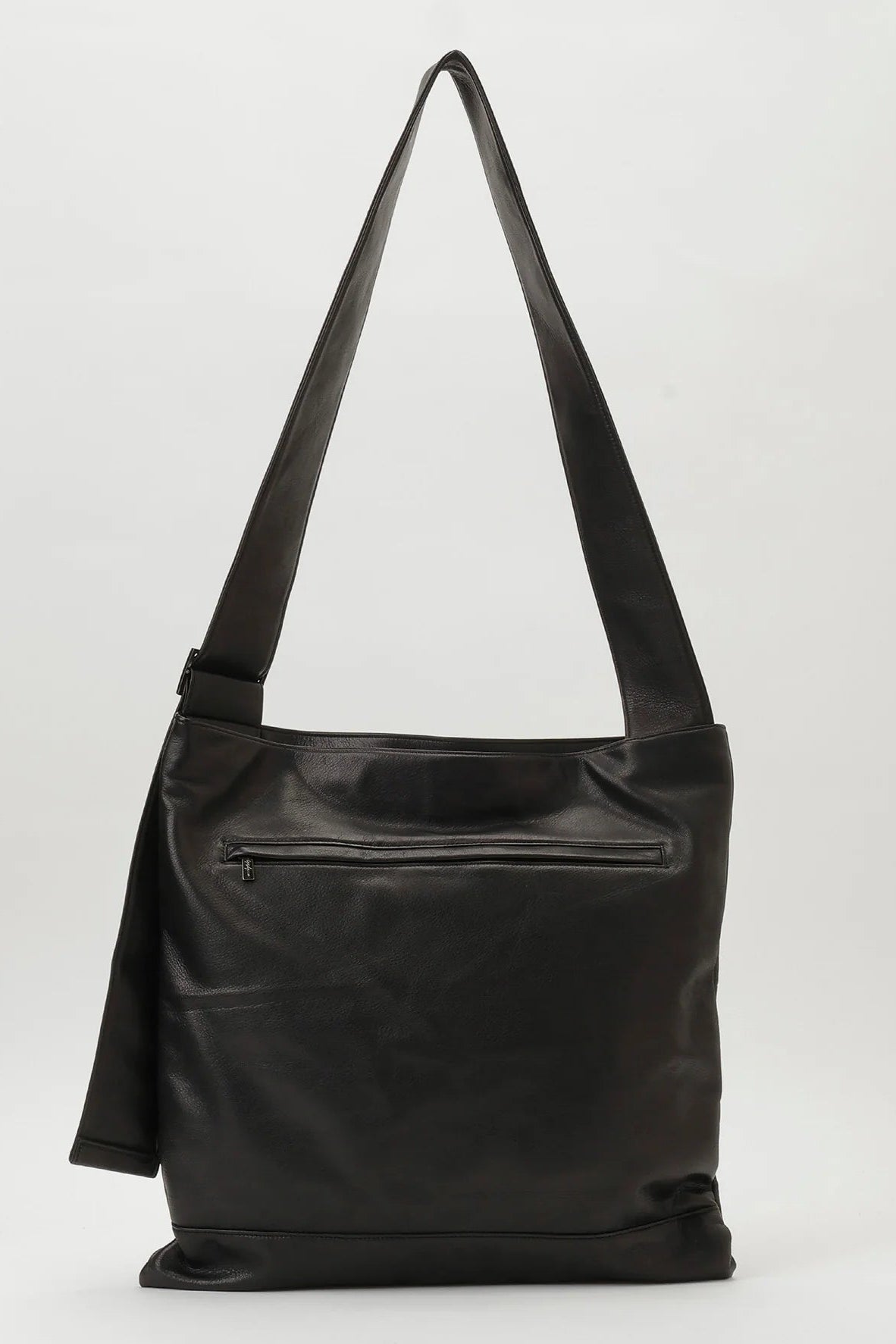 Yohji Yamamoto Square crossbody Clasp detail Bag