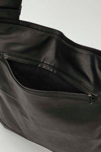 Yohji Yamamoto Square crossbody Clasp detail Bag