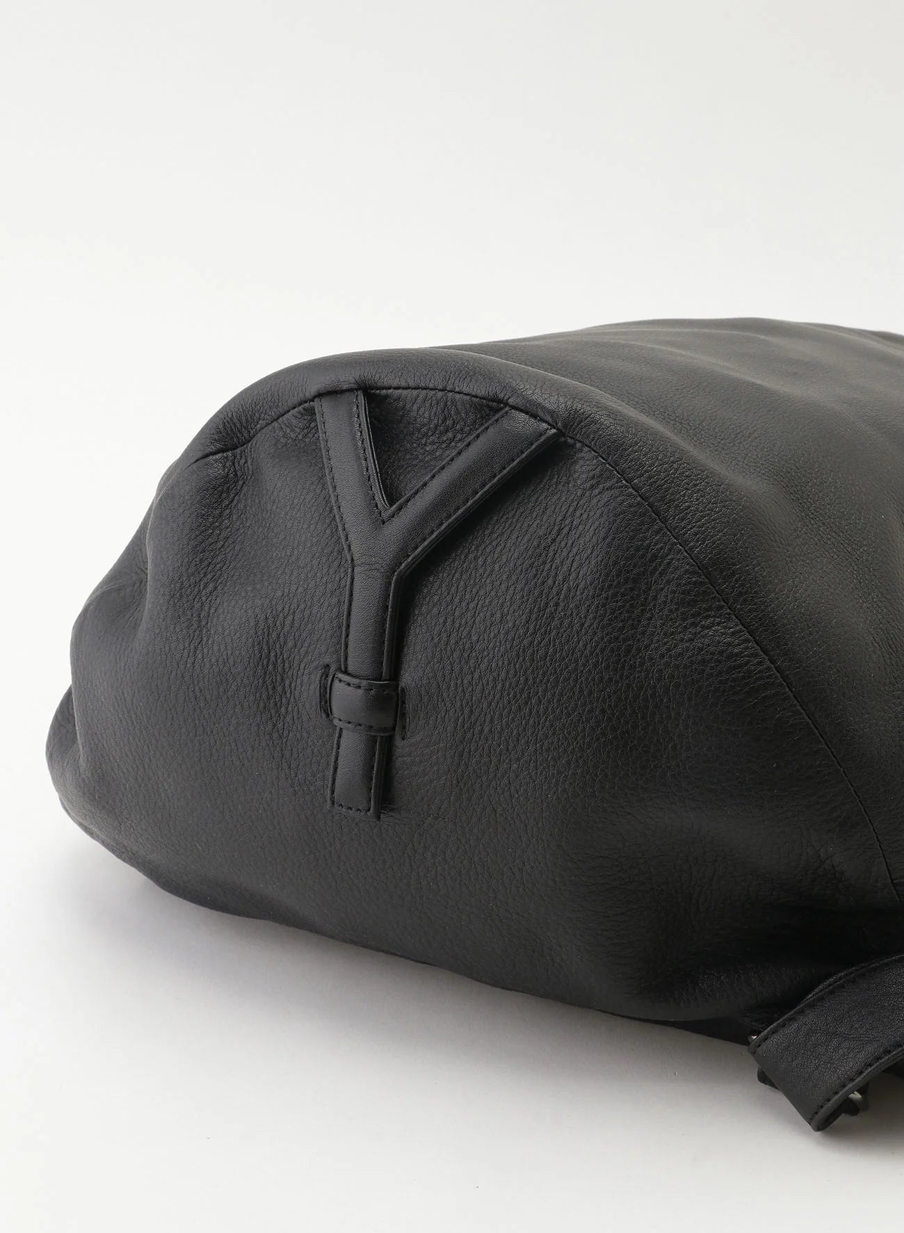 Yohji Yamamoto Discord large backpack back zipper black leather