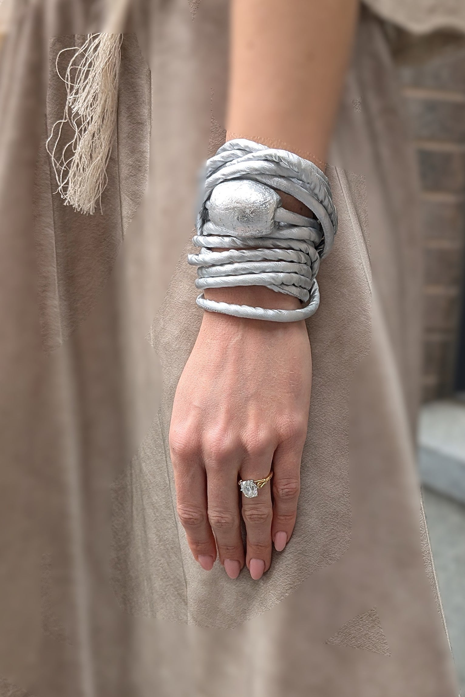 USEL NECKLACE BRACELET