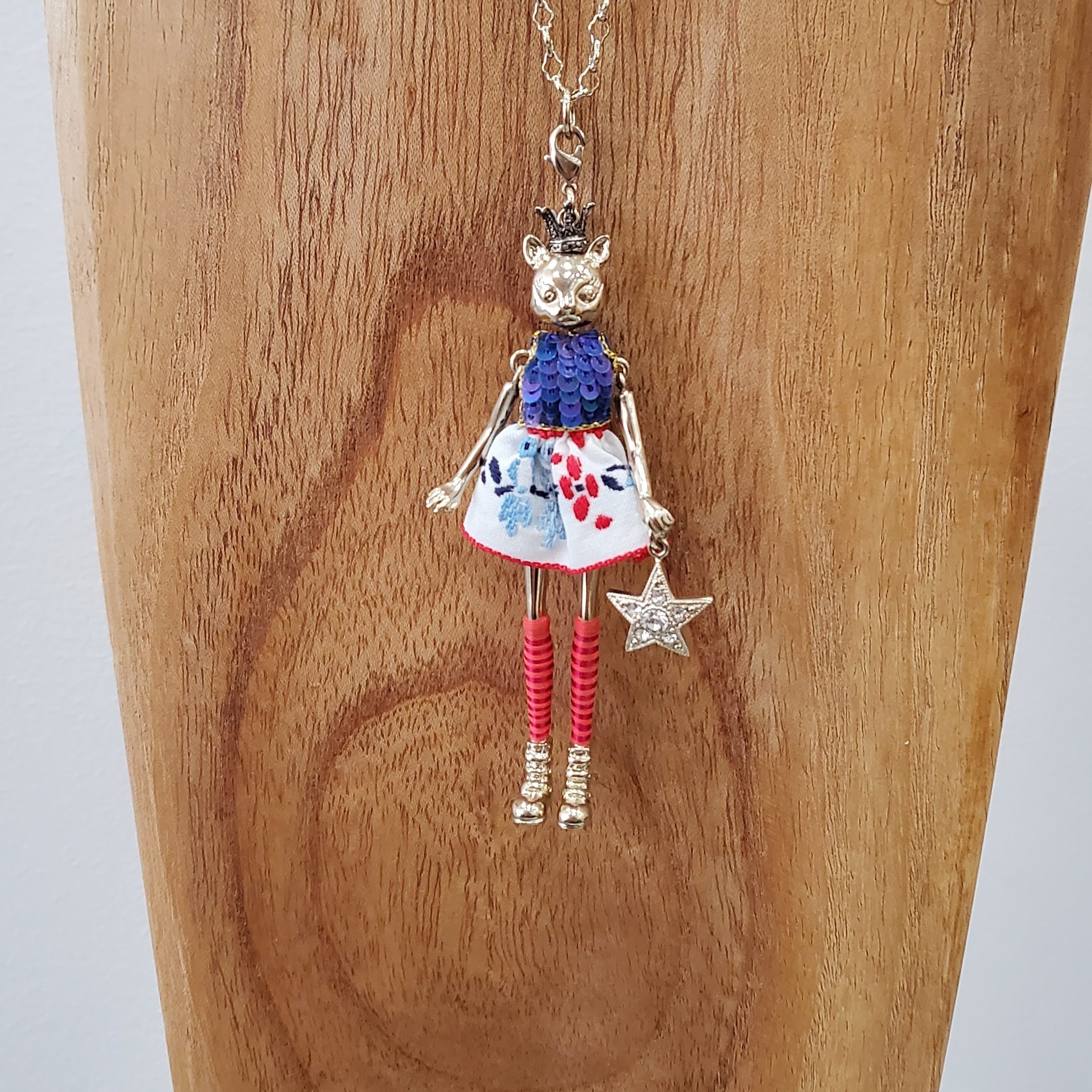RED SOCKS KITTEN NECKLACE