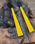 THE YELLOW EARRINGS