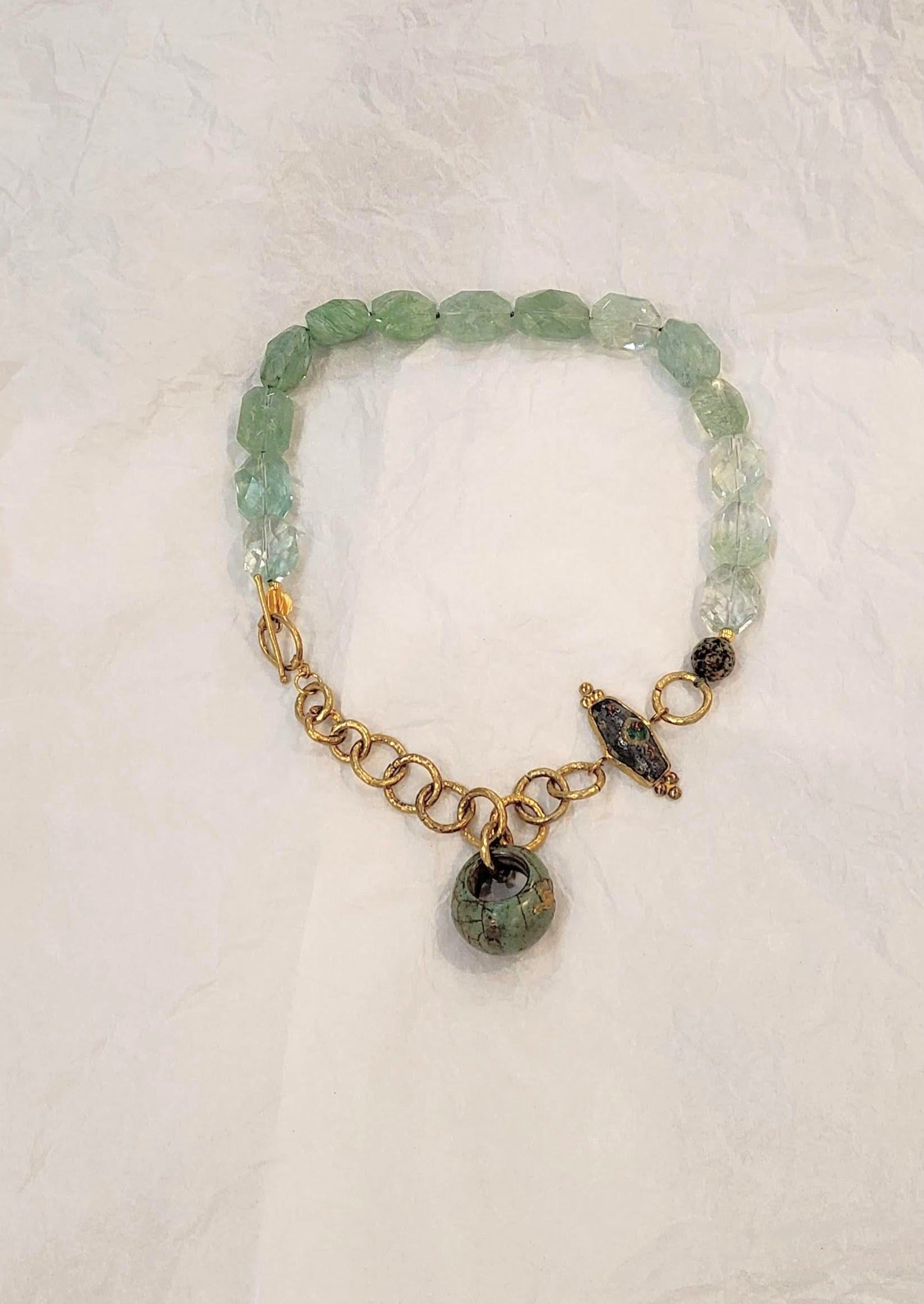 MILOS NECKLACE