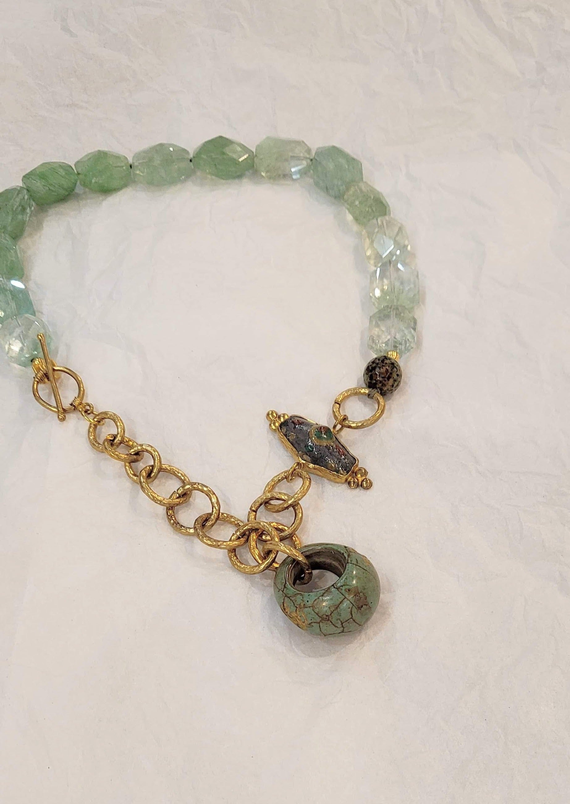 MILOS NECKLACE