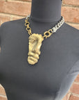 SCULPTURE NECKLACE