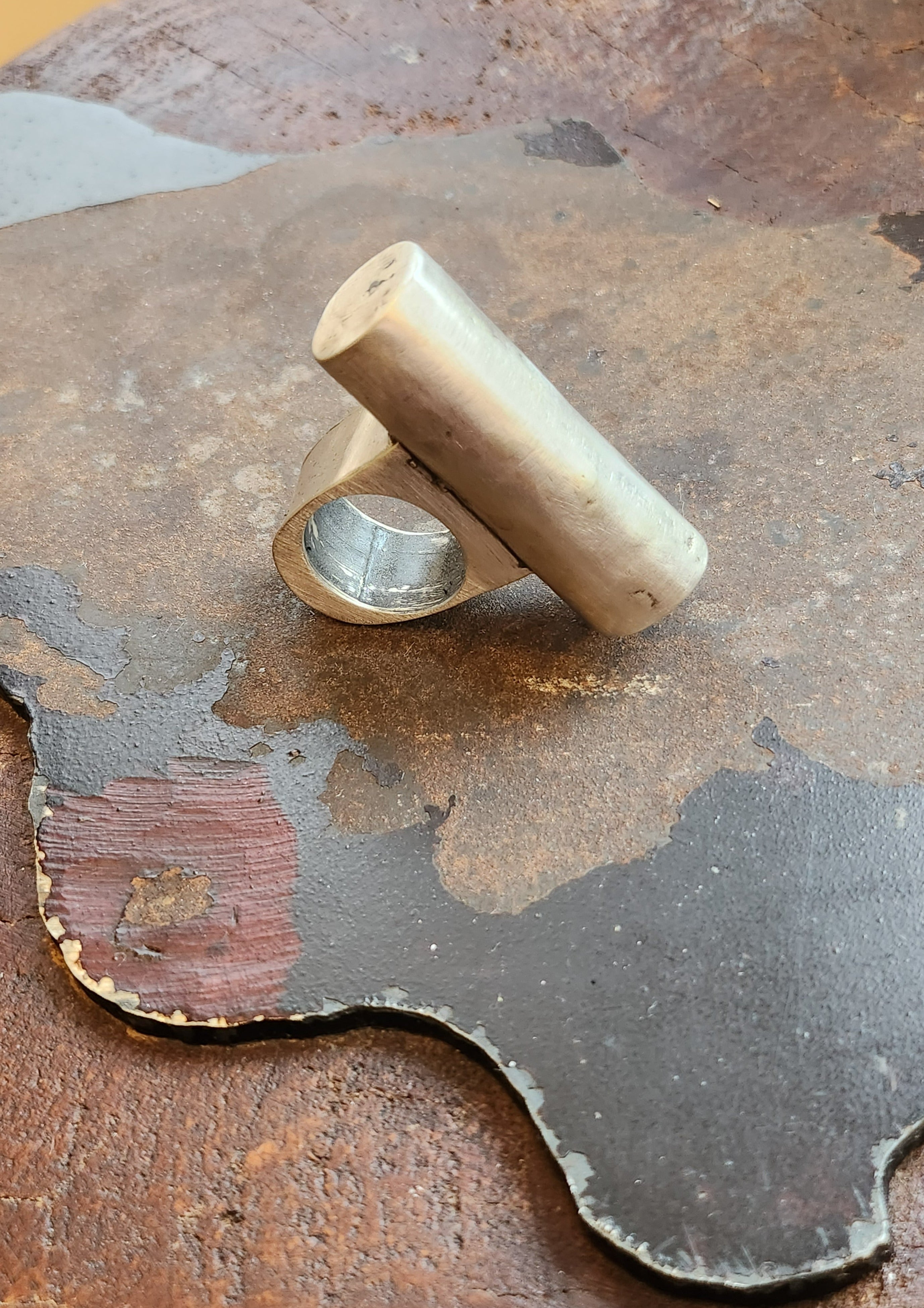 CYLINDER RING