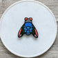 MAGNET FLY BROOCH