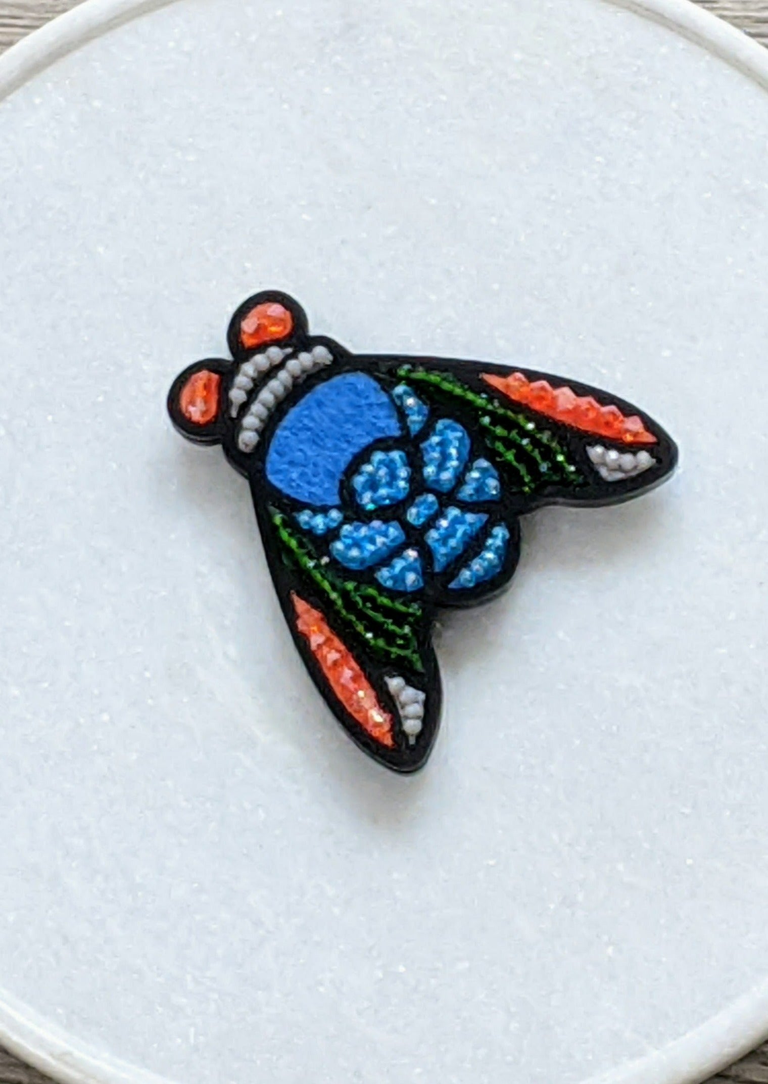 MAGNET FLY BROOCH